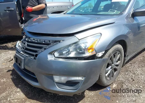2015 Nissan Altima 2.5 S from USA, damaged, VIN 1N4AL3AP7FC447785